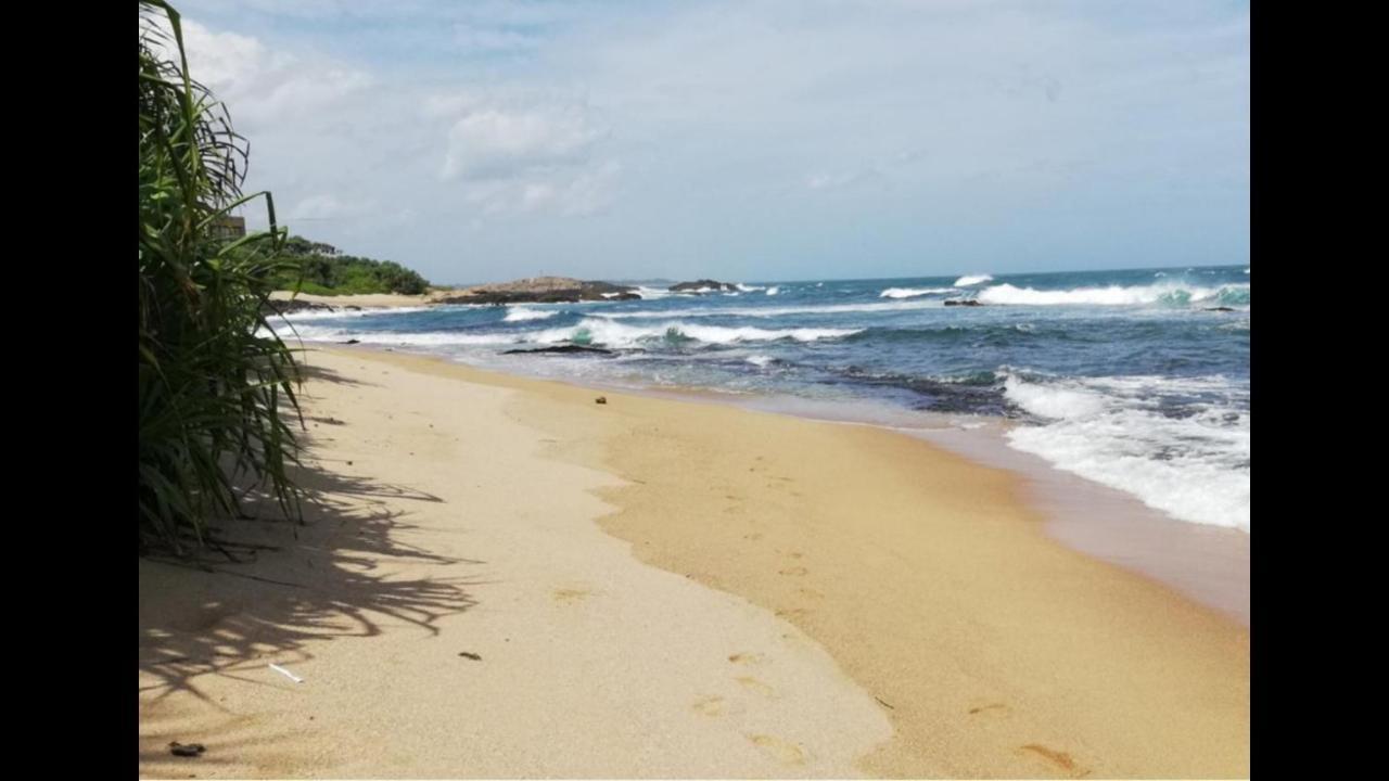 Turtles View Resort Тангалла Экстерьер фото